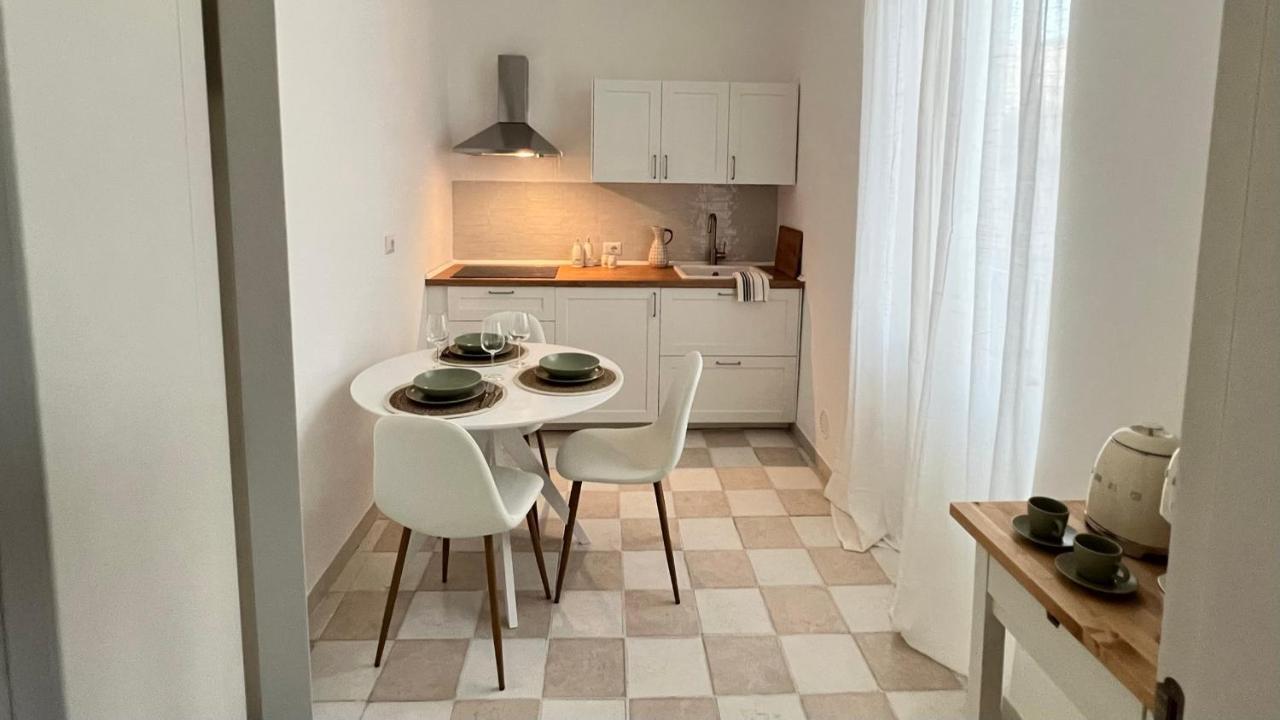 Com A Cas #2 - Feel At Home In The City Center Bari Eksteriør bilde